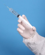 Vaccinazione del personale sanitario riduce notevolmente i tassi di Covid-19 nelle strutture mediche